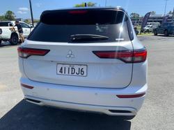 2021 Mitsubishi Outlander Exceed Tourer