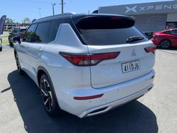 2021 Mitsubishi Outlander Exceed Tourer