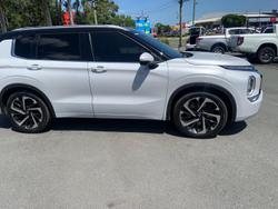 2021 Mitsubishi Outlander Exceed Tourer