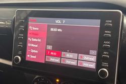 2020 Toyota Hilux SR