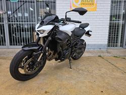 2026 Kawasaki Z900 (ZR900STFNN) White