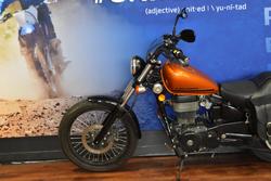 2017 Suzuki BOULEVARD S40 (LS650B) Orange