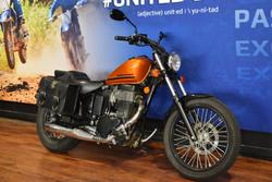 2017 Suzuki BOULEVARD S40 (LS650B) Orange