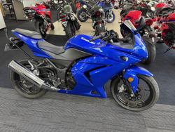 2009 Kawasaki Ninja 250R (EX250J) Ninja Blue