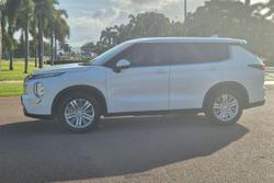 2022 Mitsubishi Outlander ES ZM MY22 White