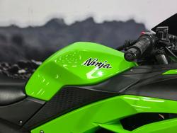 2014 Kawasaki NINJA 300 GREEN