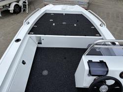 2026 QUINTREX 420 Explorer Trophy