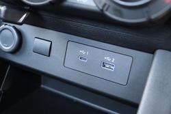 2025 Mitsubishi Triton GLX