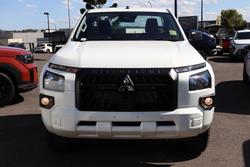 2025 Mitsubishi Triton GLX