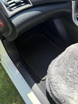 2012 Nissan Pulsar ST-L