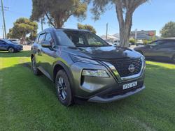 2025 Nissan X-TRAIL ST