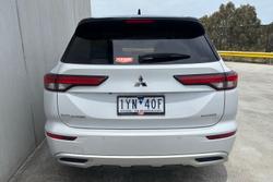 2023 Mitsubishi Outlander Exceed Tourer