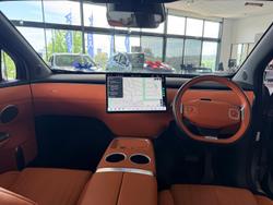 2025 Deepal E07 Performance