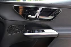 2024 Mercedes-Benz GLC-Class GLC300