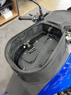 2025 BMW Motorrad R 1300 R EXCLUSIVE RACINGBLUE METALLIC