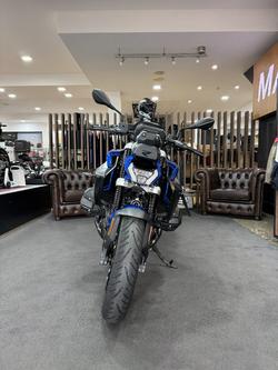 2025 BMW Motorrad R 1300 R EXCLUSIVE RACINGBLUE METALLIC