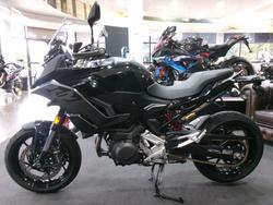 BMW Motorrad F 900 XR Triple Black