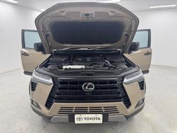 2024 Lexus GX 550 Overtrail VJA252R 4X4 Moon Desert Two-Tone