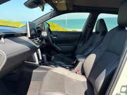 2025 Toyota Corolla Cross Atmos