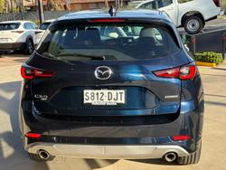 2025 Mazda CX-5 G25 Akera