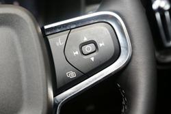 2022 Volvo XC40 Ultimate B4 Bright