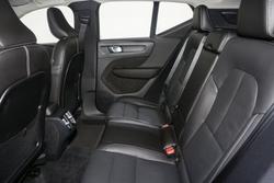 2022 Volvo XC40 Ultimate B4 Bright