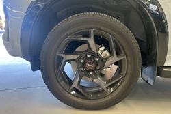 2025 Isuzu MU-X X-TERRAIN