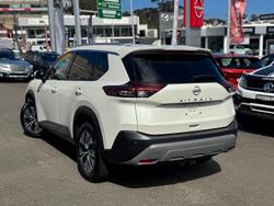 2024 Nissan X-TRAIL ST-L