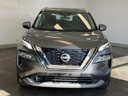 2025 Nissan X-TRAIL ST