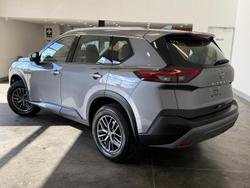 2025 Nissan X-TRAIL ST