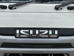 2025 Isuzu F Series 170-260
