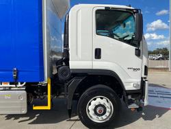 2025 Isuzu F Series 260-300