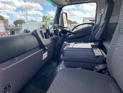 2025 Isuzu F Series 260-300