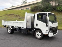 2025 Isuzu Nqr 88/80-190 Am D38 Tipper