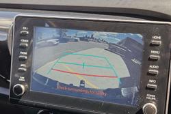 2023 Toyota Hilux SR