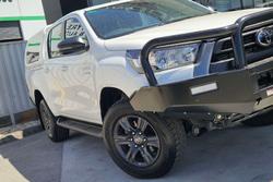 2023 Toyota Hilux SR