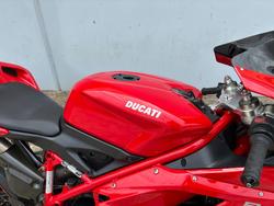 2008 DUCATI 848 Red