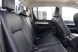 2020 Toyota Hilux SR5