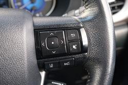 2020 Toyota Hilux SR5