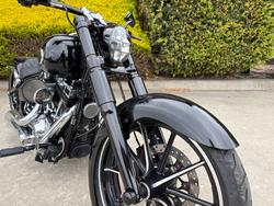 2016 HARLEY-DAVIDSON FXSB SOFTAIL BREAKOUT