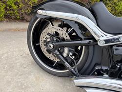 2016 HARLEY-DAVIDSON FXSB SOFTAIL BREAKOUT