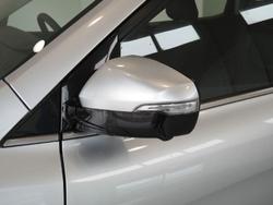 2025 Mahindra XUV700 AX7L