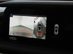 2025 Mahindra XUV700 AX7L