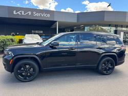 2022 Jeep Grand Cherokee Night Eagle