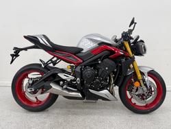 2026 Triumph 2026 Triumph 765CC STREET TRIPLE RX Road