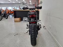 2026 Triumph 2026 Triumph 400CC SCRAMBLER 400 X Road MATT BAJA ORANGE