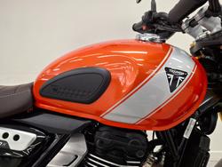 2026 Triumph 2026 Triumph 400CC SCRAMBLER 400 X Road MATT BAJA ORANGE