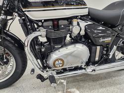 2026 Triumph BONNEVILLE SPEEDMASTER BLACK/WHIT