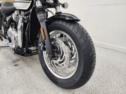 2026 Triumph BONNEVILLE SPEEDMASTER BLACK/WHIT