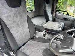 2012 UD Pk PK 17 280 WHITE